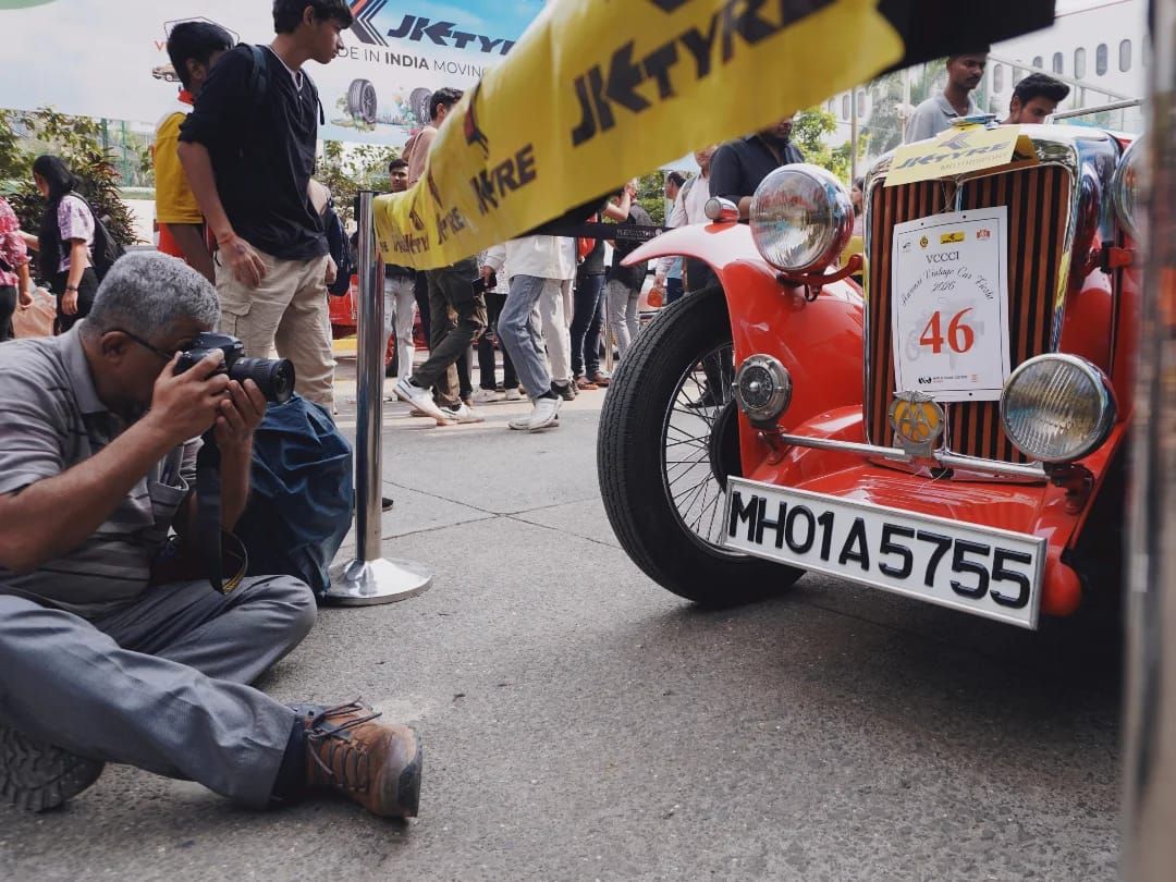 Photographer at Work — Street photograph by Arjun M G (Arjun Gangadharan Madathumpadi), Mumbai, India