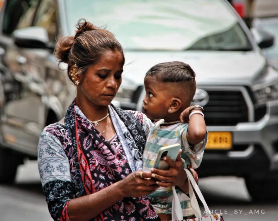 Mother and Child — Documentary photograph by Arjun M G (Arjun Gangadharan Madathumpadi), Mumbai, India