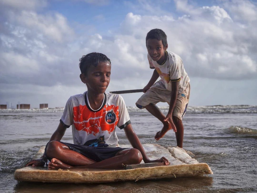 Young Surfers — Documentary photograph by Arjun M G (Arjun Gangadharan Madathumpadi), Mumbai, India