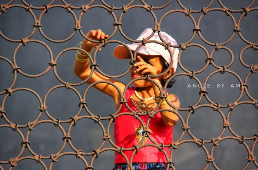 Behind the Fence — Documentary photograph by Arjun M G (Arjun Gangadharan Madathumpadi), Mumbai, India